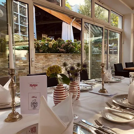Hotel-restaurant & Metzgerei Roessle 3* Dettingen an der Erms