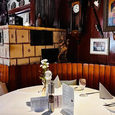 Hotel-restaurant & Metzgerei Roessle Dettingen an der Erms