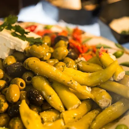 Hotel-restaurant & Metzgerei Roessle 3*