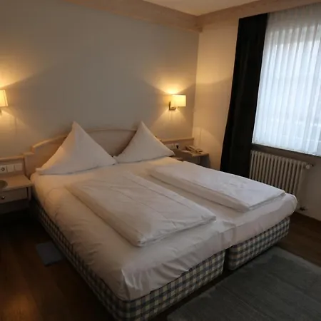 Hotel-restaurant&metzgerei Rößle 3* Dettingen an der Erms